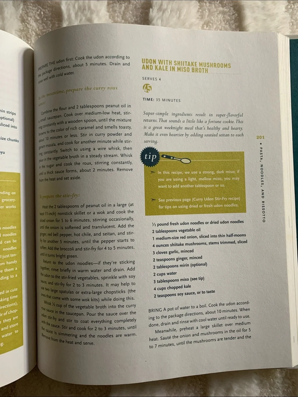 Veganomicon The Ultimate Vegan Cookbook, Isa Moskowitz Terry Romero, Hardback